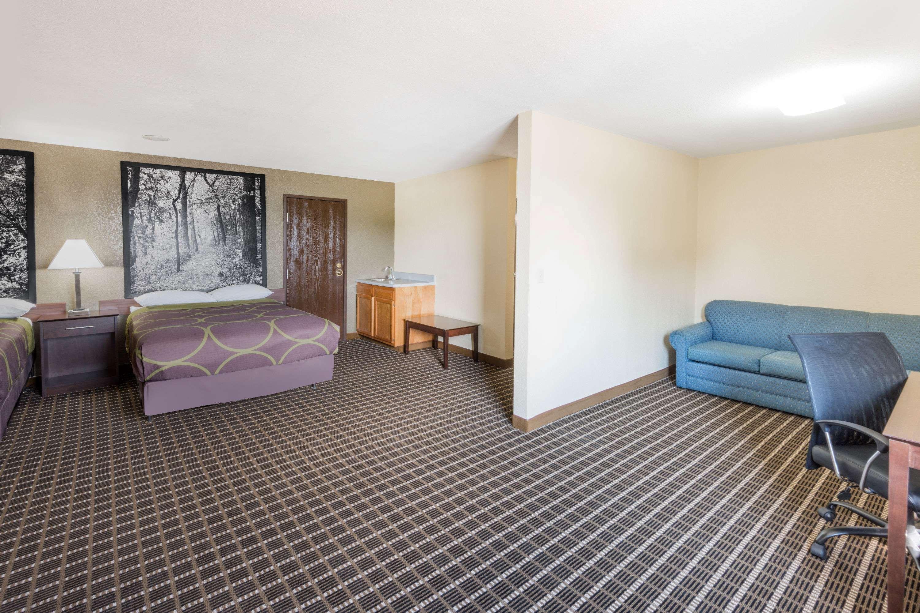 Super 8 By Wyndham Webster City Ia Dış mekan fotoğraf